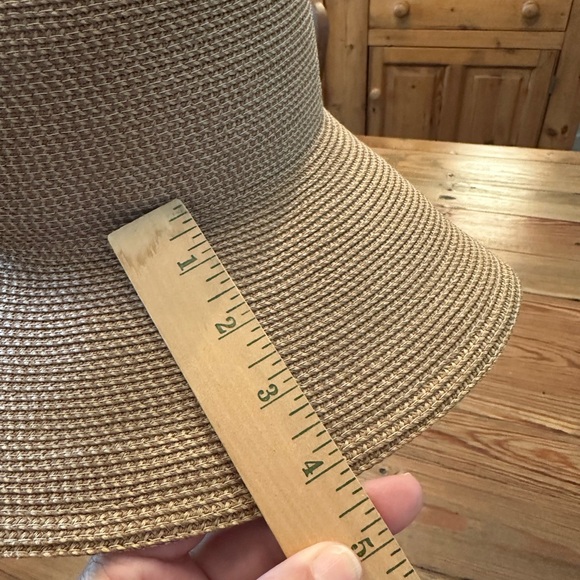 Eric Javits Tan Straw Sun Hat with Wide Brim - Picture 8 of 10